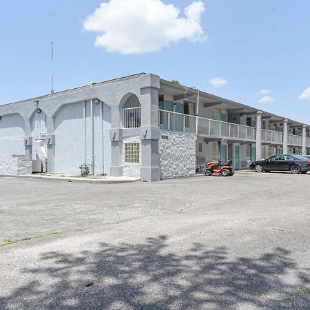Hotel Valdosta Ga I-75 & Us-221 N Hwy ภายนอก รูปภาพ