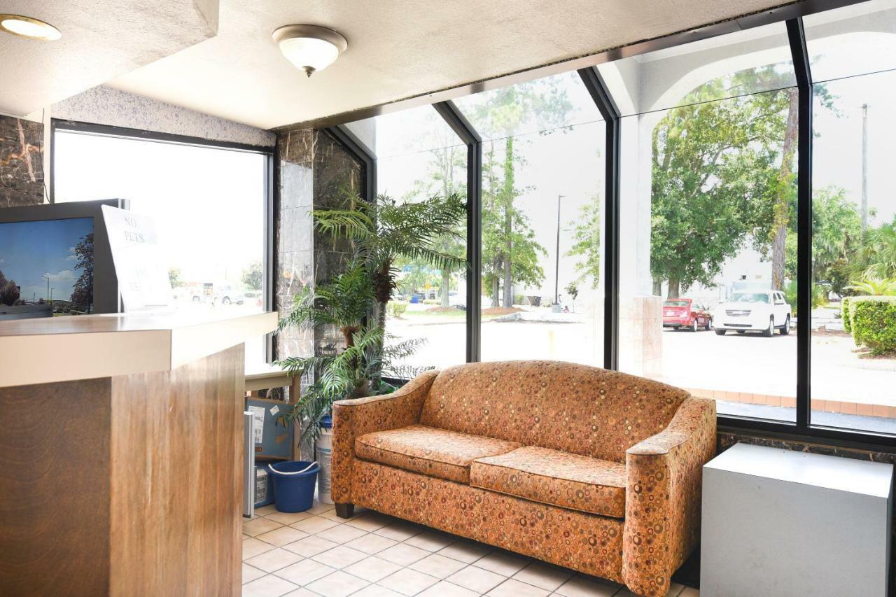 Hotel Valdosta Ga I-75 & Us-221 N Hwy ภายนอก รูปภาพ
