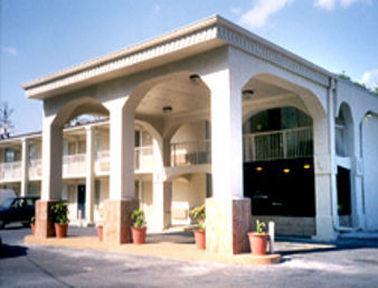 Hotel Valdosta Ga I-75 & Us-221 N Hwy ภายนอก รูปภาพ